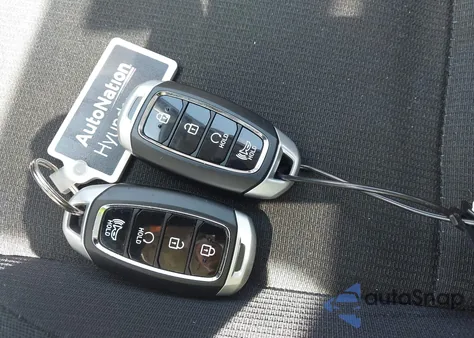 2024 Hyundai Venue Sel z USA, uszkodzony, nr VIN KMHRC8A36RU302528